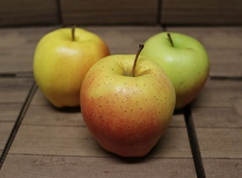 zelená jablka Golden Del